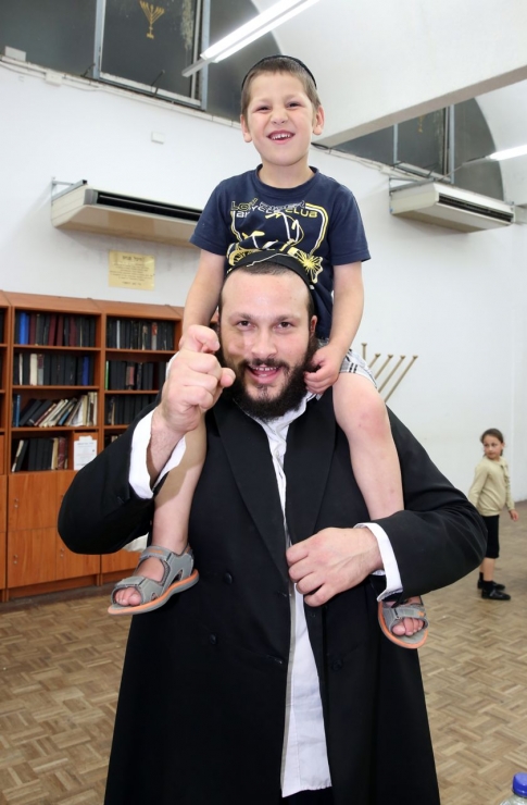 Yeshiva Centre Farbrengen 20