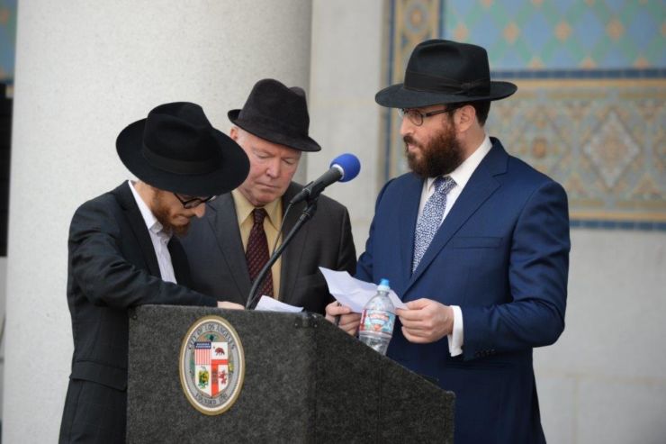 Chabad-Chanukah-LA-City-Hall_167